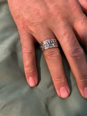 Men’s James Avery Silver Hebrew Song of Solomon Script Band
